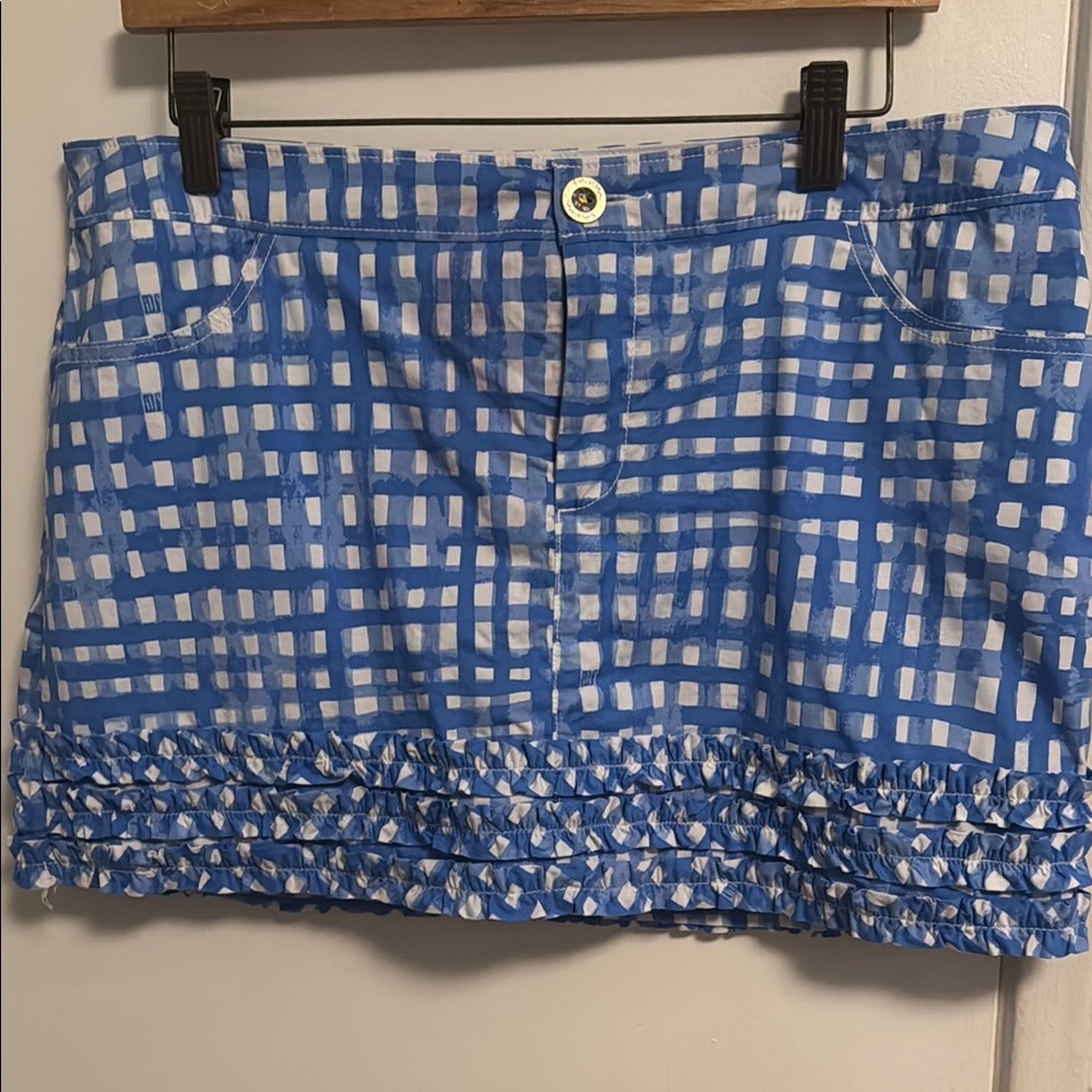 EUC Lilly Pulitzer Gingham Skort w pockets and ruffles.  Size 12.